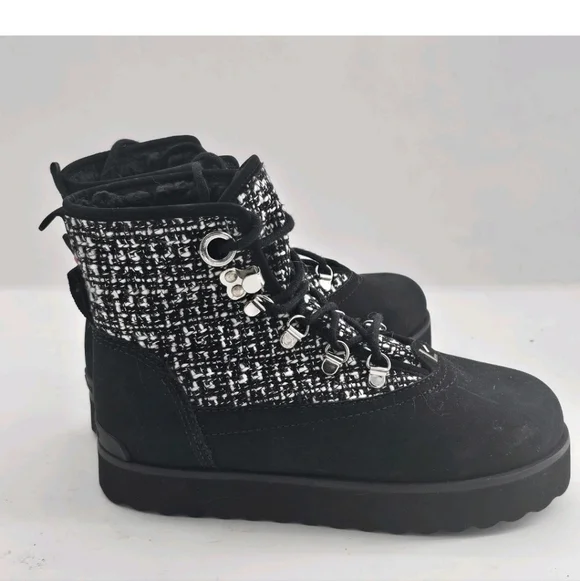 LARROUDE Vail Flat Lace up Boots Size 6.5 Black Suede Tweed NWOB NEW $415